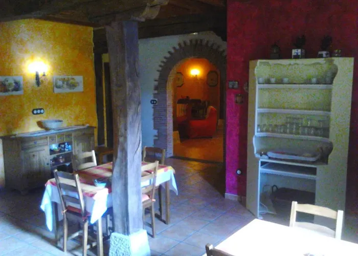 La De Maria Penzion Villanueva de la Peña