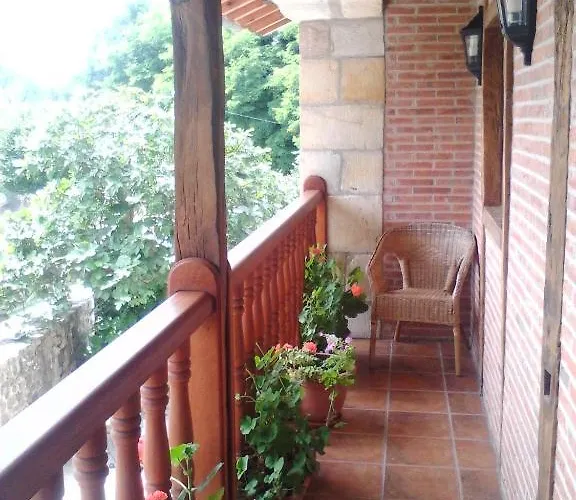 La De Maria Villanueva de la Peña